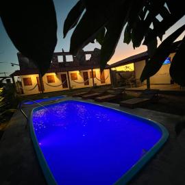 Suite Adam 3 em Caraíva com piscina 900m da Vila: Caraíva'da bir otel
