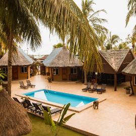The Big Blue Resort & Spa, хотел в Nyanyanu