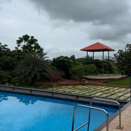 Whistling Winds, hotel em Kolhapur