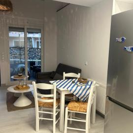 Elia Apartments, hotel in Eretria