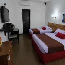 hostal cf bed y breakfast