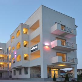 Mykonos Boutique Villa, hotelli kohteessa Mamaia Nord, Năvodari