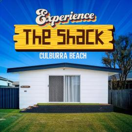 The Shack Culburra Beach- retro cool location pool table tiki bar, hotel in Culburra Beach