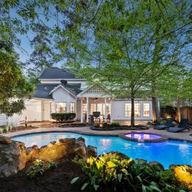Unique Mid century modern in The Woodlands