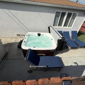 3BR Home with Backyard Hot Tub, Parking Near Beaches LAX SoFi Stadium