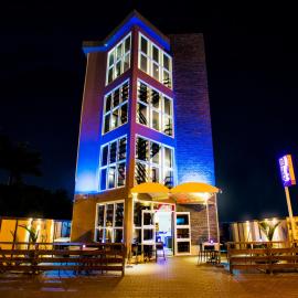 Q-Inn Boutique Hotel, hotel u gradu Paramaribo