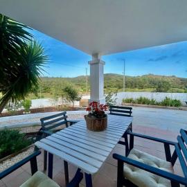 Villa Bong, hotel di Pedralva