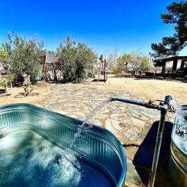 Cowboy Tubs, Zen Labyinth, Views, Quiet Serenity, hotel em Joshua Tree