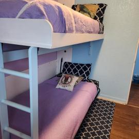 Downtown Wailuku • Twin Wall Bunks + AC