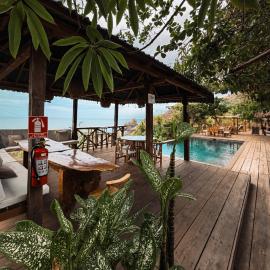 El Xalli Hotel، فندق في الزونت