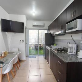 Hermosa casa cerca de todo, hotell sihtkohas Sitio del Niño
