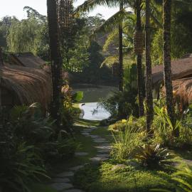 Yama Balian, hotel Tabananban