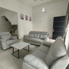 Yesterday once more! a cozy home in Seberang Jaya, hotel in Permatang Pauh