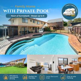 Poolside Family Retreat in Robertson