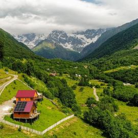 SkyGona Alpine Retreat, hotel i Ghebi