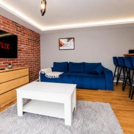Cosy Central Spacious Place with Free Parking