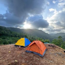 Sinharaja Eco Camp, ξενοδοχείο σε Deniyaya