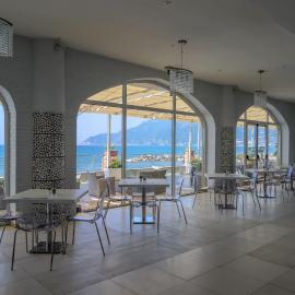Hotel Centro Congressi Polo Nautico, ξενοδοχείο στο Σαλέρνο