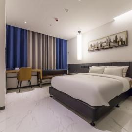 Trebien Hotel, хотел в Hanam