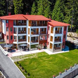 Вила Версай, hotel in Sarnitsa