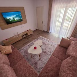 Guest House Demaj