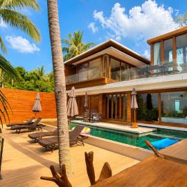 Villa Amrita - Oceanfront Villa with Private Beach, hotell i Ko Phangan