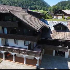 Appartment Ödensee in 5 Min nach Bad Aussee, hotel v destinácii Radling