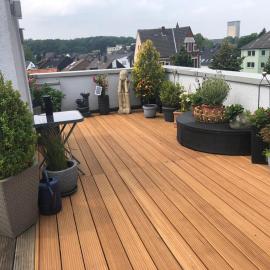 Haus mit Dachterrasse