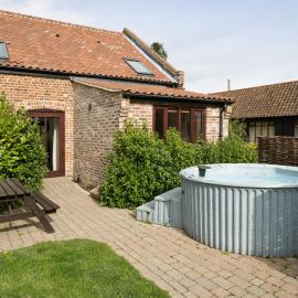 Coriander - E4323, hotel in Catfield