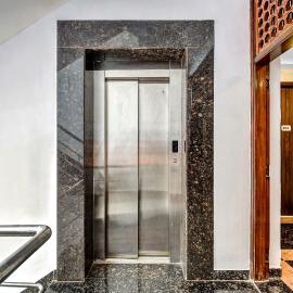 Super Townhouse All In One, hotel in kolkata