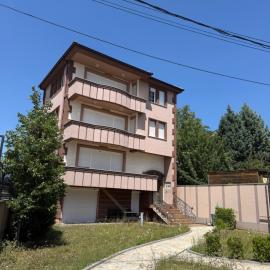 Prishtina Luxury House, hotel in Laplje Selo