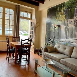 Maison de village - 6 personnes - Parking gratuit, hotel a Conques-en-Rouergue