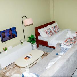 Seryan living-Studio apartment in Kimana, hotel in Kimana