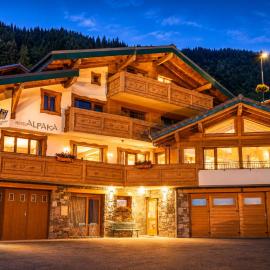 Chalet Hotel Alpaka, hotell i Châtel