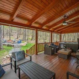 Rock Lodge Cabin by Railey Vacations