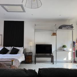 The Hideaway - Secluded Studio Annexe, hotell sihtkohas Cambourne