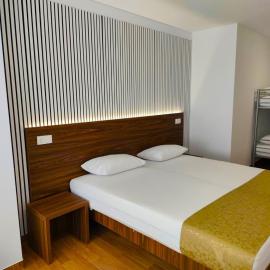Hotel Amstar Simeria、Simeriaのホテル