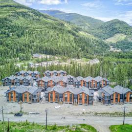 Nordix Townhomes by StayIn, hotel em Panorama