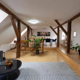 FERRO historisch und modern mit Balkon