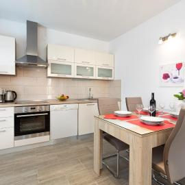 Apartman Perić 2 sa bazenom