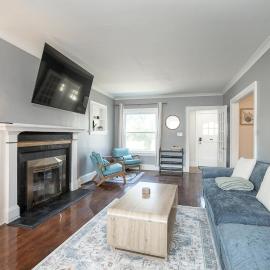 Spacious house in University heights