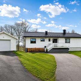 Skrenten main house - For the Family