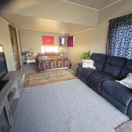 Affordable Private Pit Stop - Te Horo Beach, hotel in Te Horo