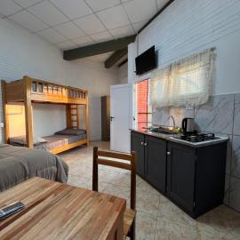 Alojamiento Cali, Hotel in Jardín América