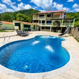 El Bosque, hotell i Nocaima