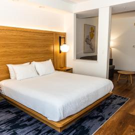 Fairfield Inn and Suites by Marriott Elk Grove، فندق في إلك غروفي