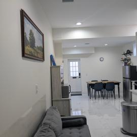 Modern Comfort - Minimal Style, hotel sa Elmont