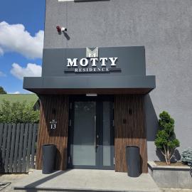 Motty Residence, hotel en Vicovu de Sus
