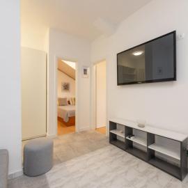 Villa Supetar Garden - Standard Two Bedroom Apartment with Terrace