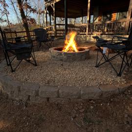 4BR/3BA | Hot Tub | Pool Table | Views | Pets ok, hotel in Blue Ridge